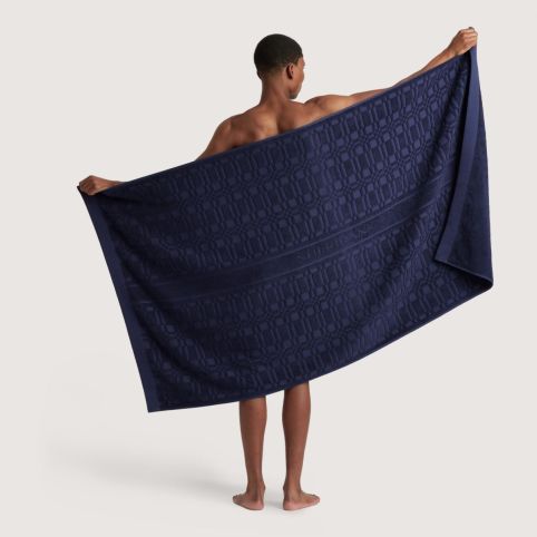 Shop our Sheridan Sunlee Beach Towel in pear. Shop online with