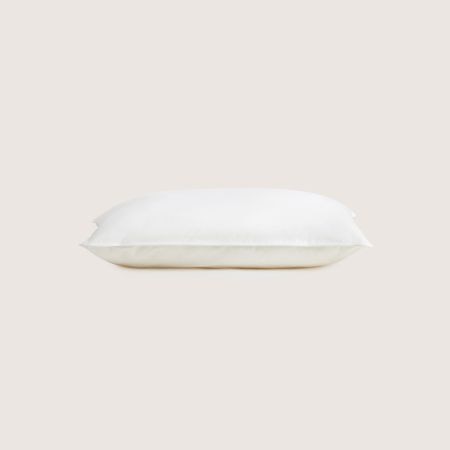 Sheridan Everyday Luxury Medium Pillow