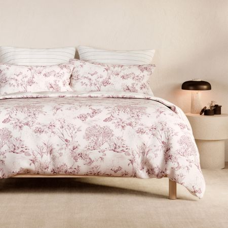 Bristo Quilt Cover Set in Rosewood