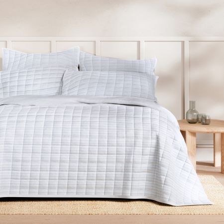 Everyday Cotton Stripe Bed Cover in Light Blue