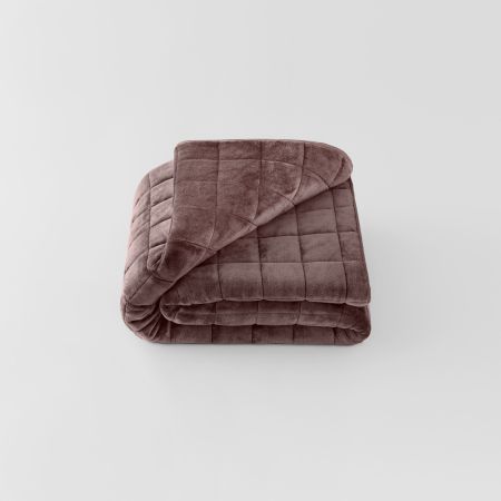 Plush Quilted Blanket Blanket in Cocoa