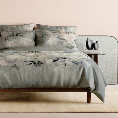 Eshelle Quilt Cover Set in Multi