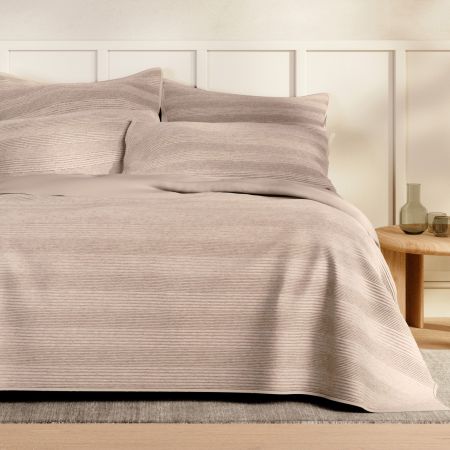 Tillier Bed Cover in Natural