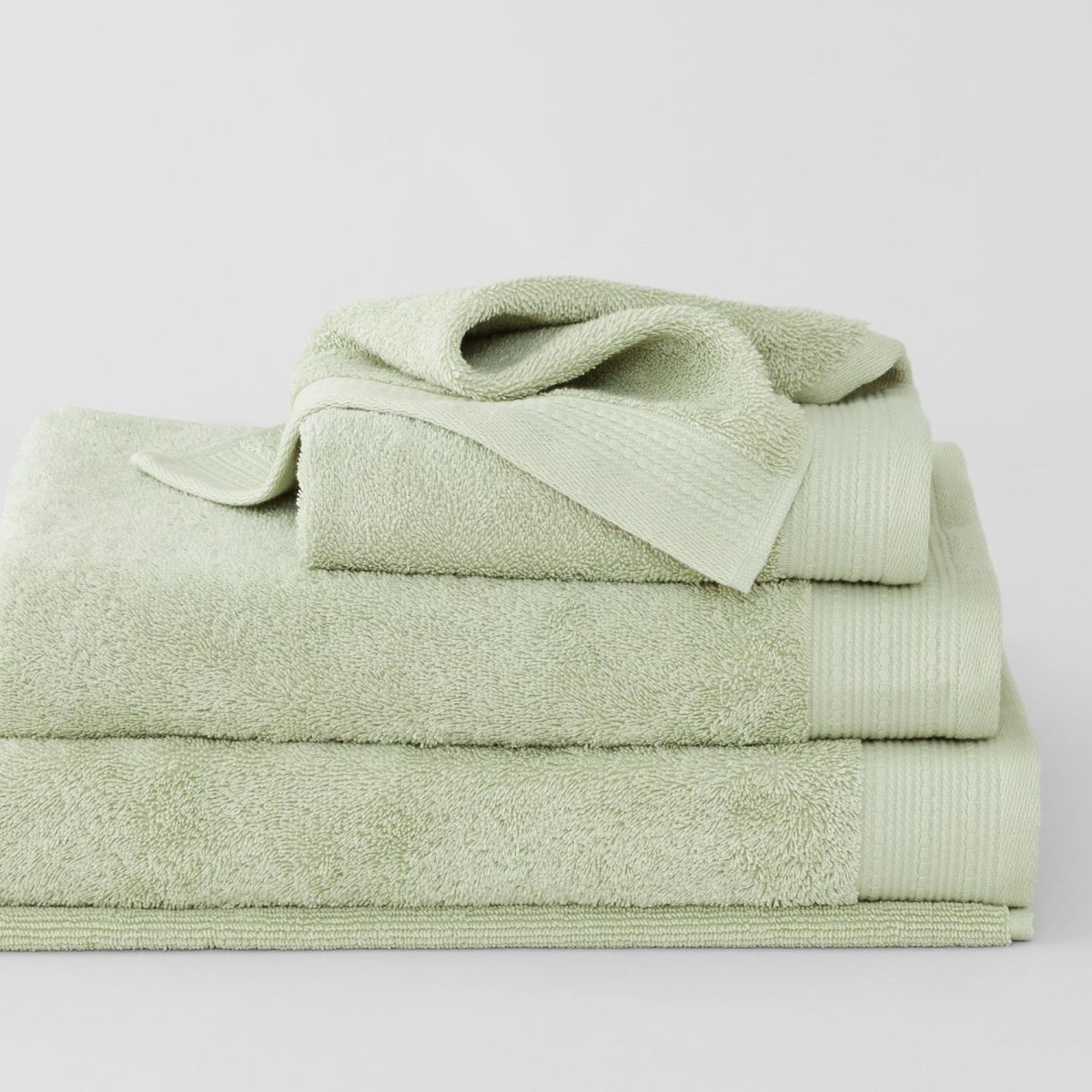 Shop our Sheridan Belford Towel Range in Apple. Shop online with free shipping for members on orders over 150