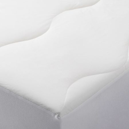 Sheridan Outlet Fresh Sleep Mattress Protector white